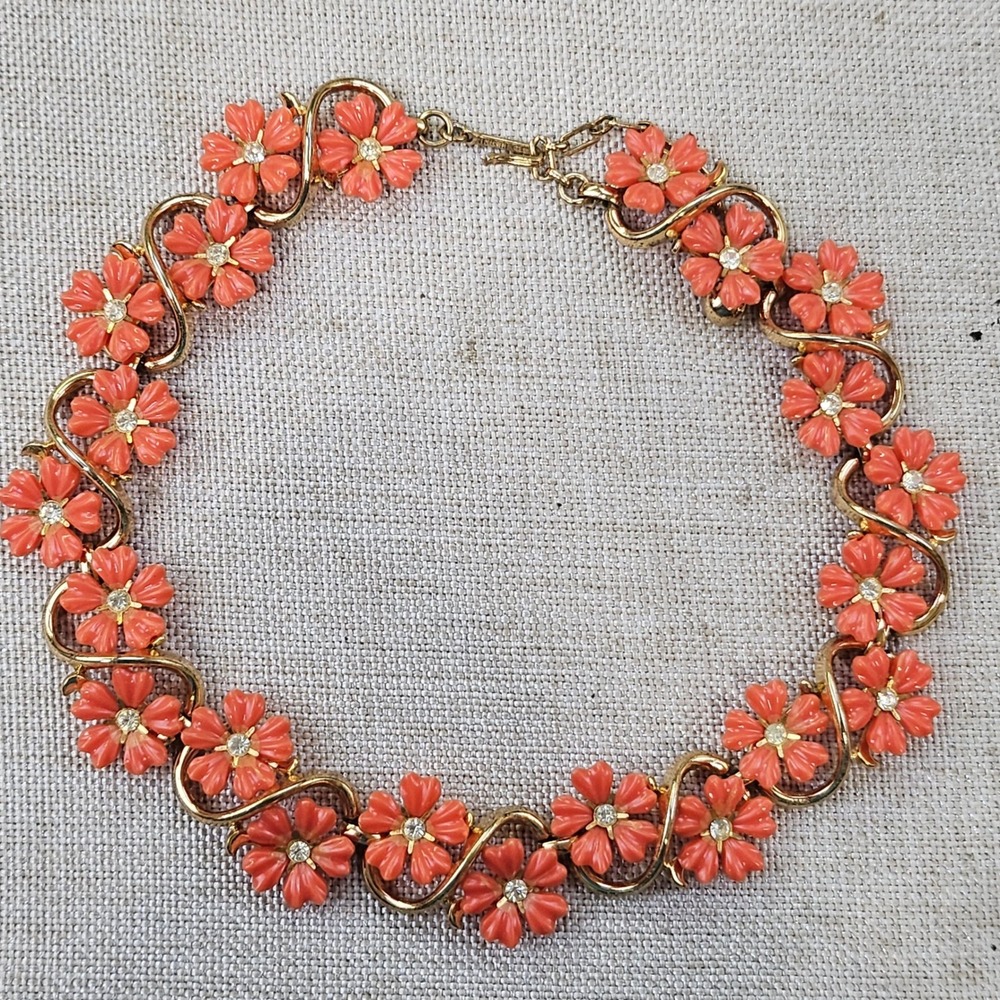 Vtg Crown Trifari Floral Necklace Salmon Coral Gold Tone Rhinestone Vintage MCM